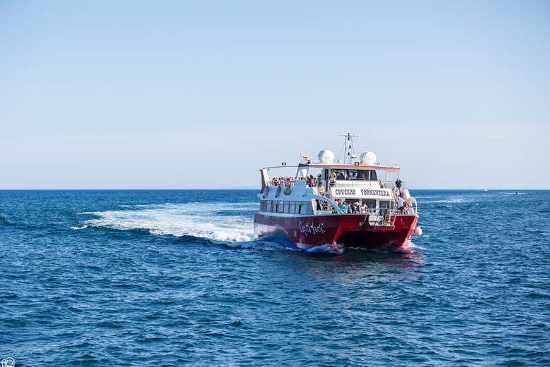 Travel quickly and worry-free to the Island of Formentera
